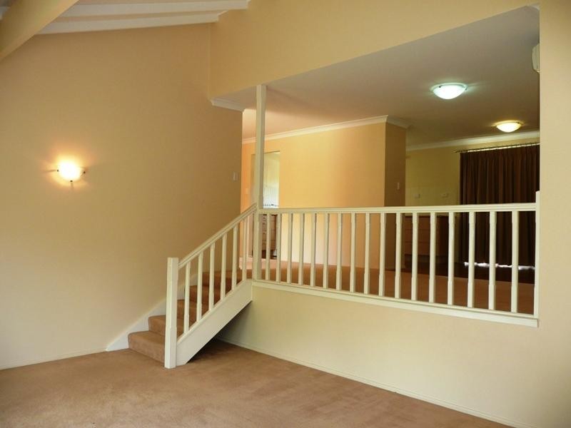 74 Ara Street, Camp Hill QLD 4152