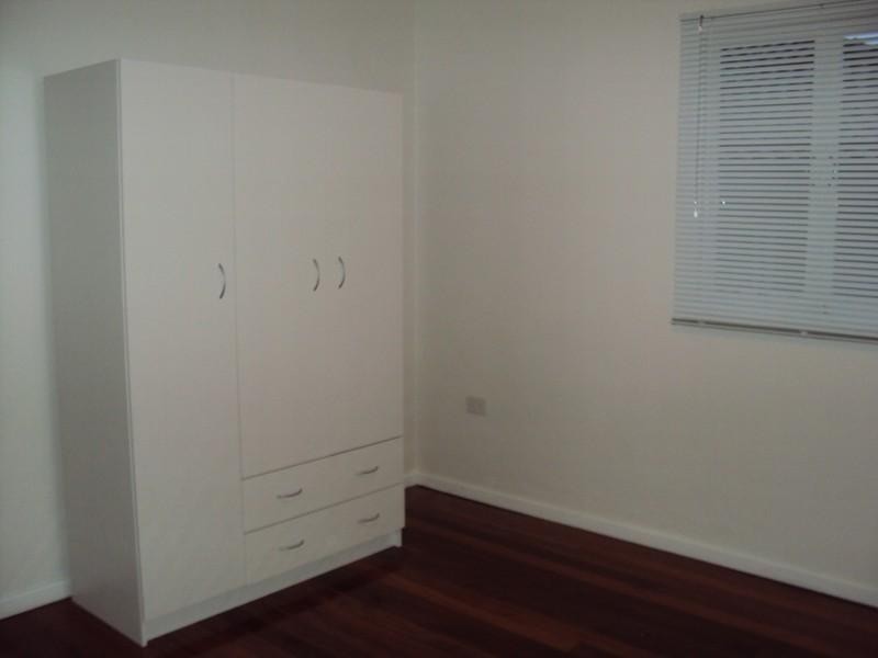 52 Dickens Street, Norman Park QLD 4170