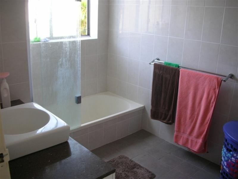 1/34 Wellington Street, Coorparoo QLD 4151