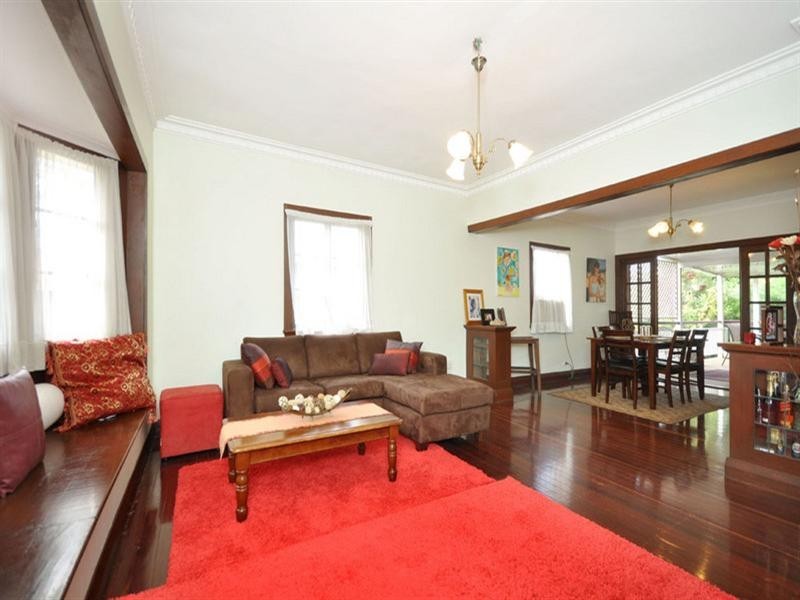 72 Carranya Street, Camp Hill QLD 4152