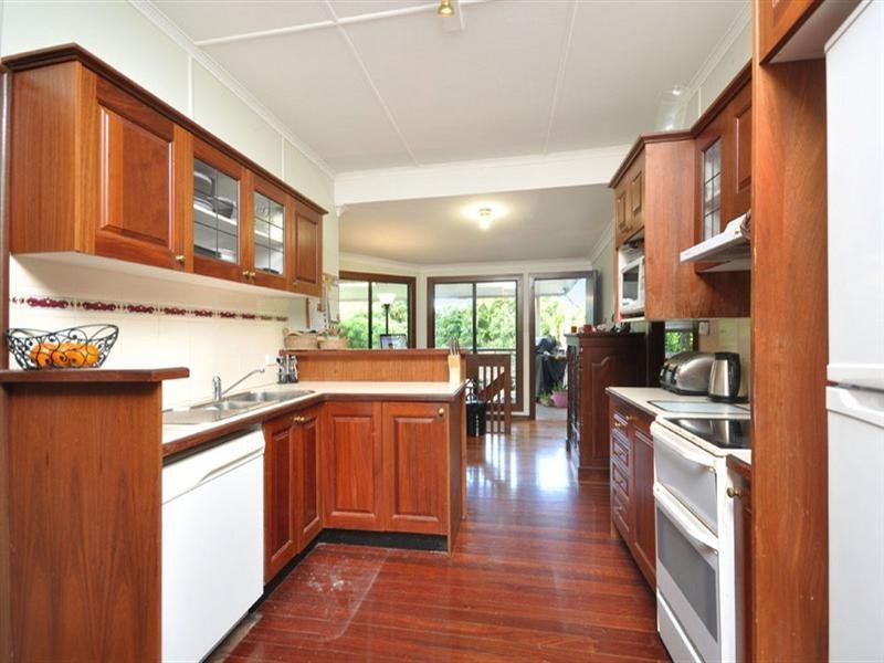 72 Carranya Street, Camp Hill QLD 4152