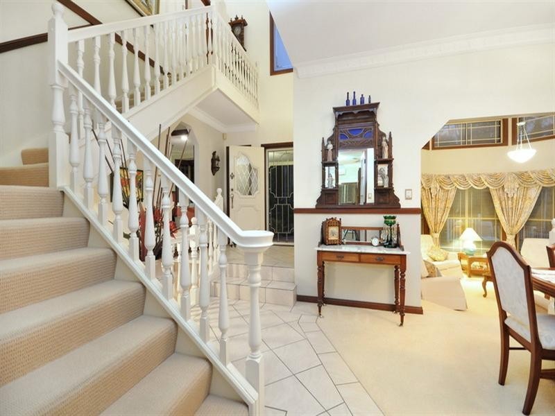 4 Beardsley Place, Carina QLD 4152