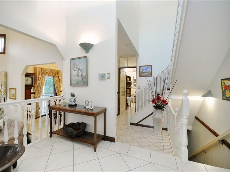 4 Beardsley Place, Carina QLD 4152