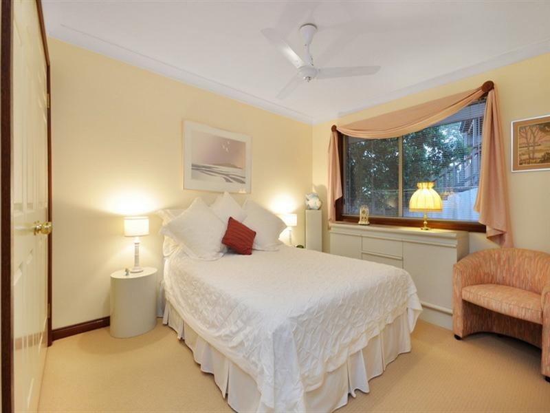 4 Beardsley Place, Carina QLD 4152