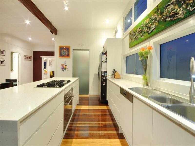 33 Brae Street, Coorparoo QLD 4151