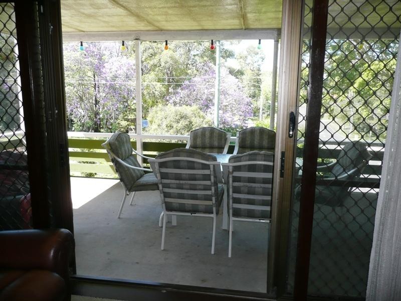 4 Orion Street, Coorparoo QLD 4151