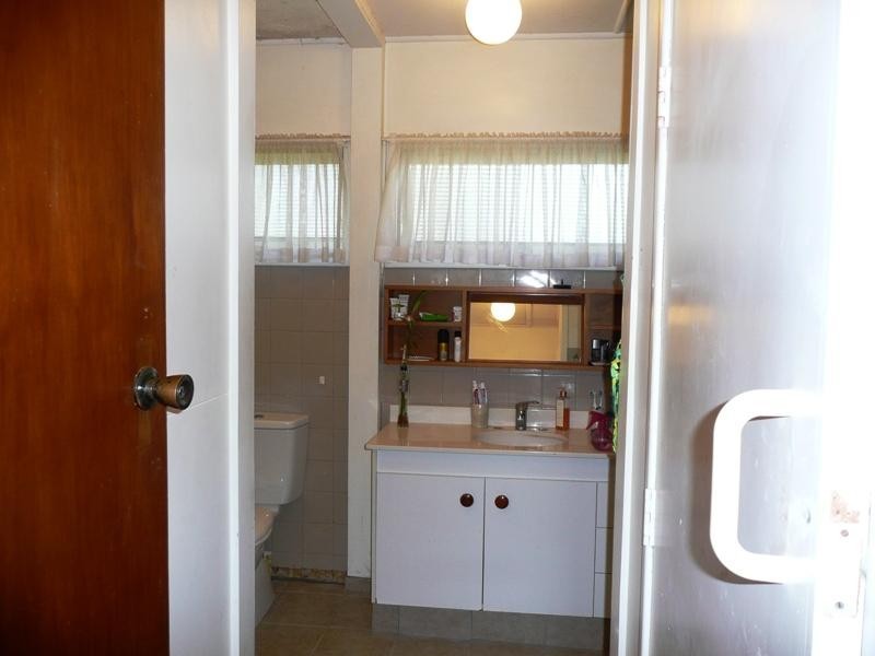 4 Orion Street, Coorparoo QLD 4151