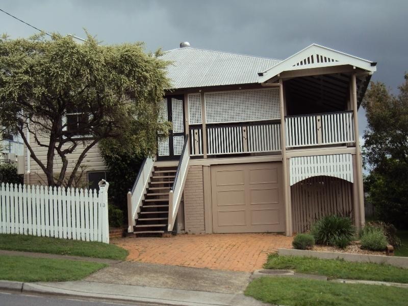 13 Newman Avenue, Camp Hill QLD 4152