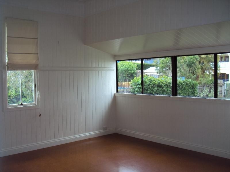 13 Newman Avenue, Camp Hill QLD 4152