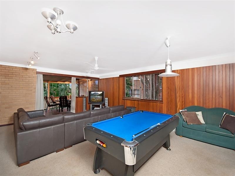 38 Eighth Avenue, Coorparoo QLD 4151