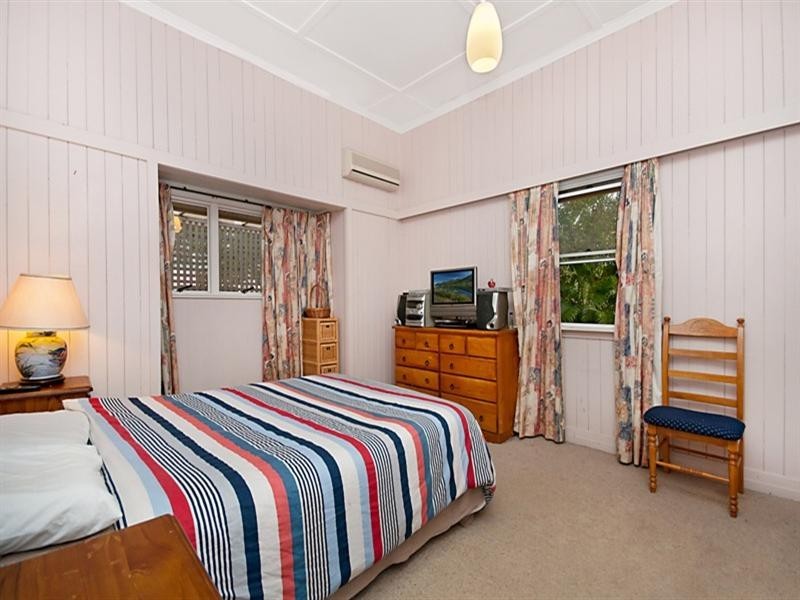 38 Eighth Avenue, Coorparoo QLD 4151