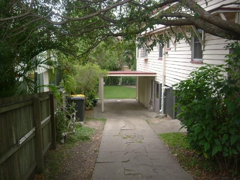 38 Eighth Avenue, Coorparoo QLD 4151