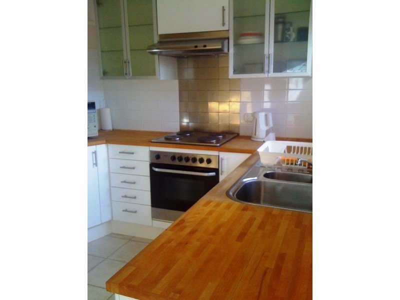 4/19 Leamington Street, Woolloongabba QLD 4102