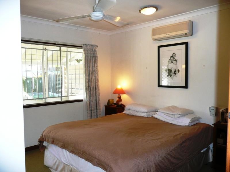 4 Orion Street, Coorparoo QLD 4151