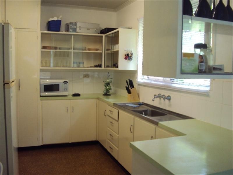 70 The Promenade, Camp Hill QLD 4152