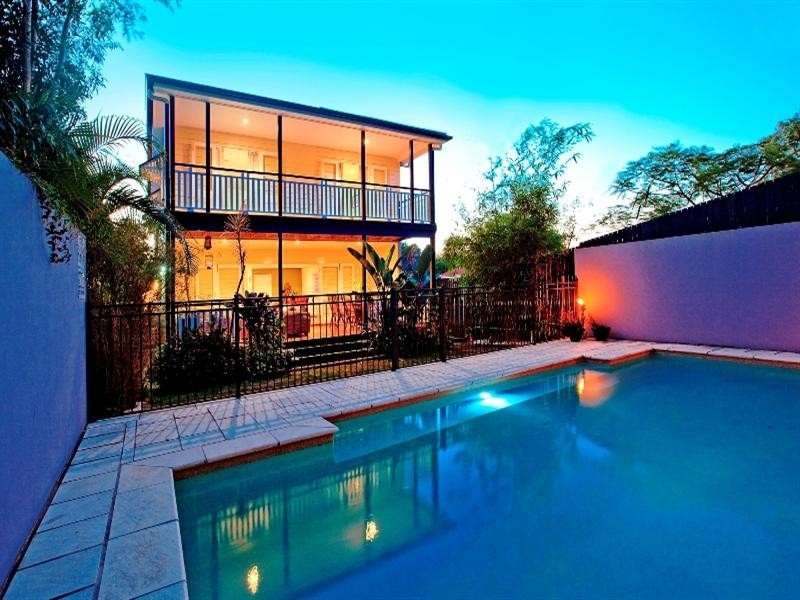 37a Arlington Street, Coorparoo QLD 4151