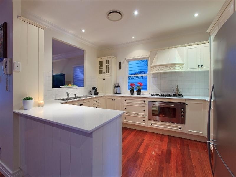 37a Arlington Street, Coorparoo QLD 4151