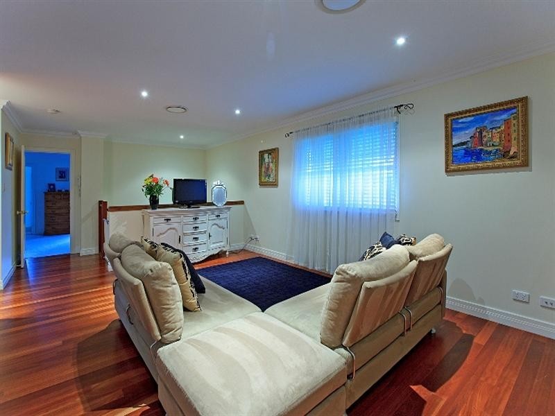 37a Arlington Street, Coorparoo QLD 4151