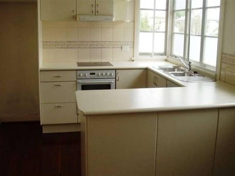 7 Stodart Street, Coorparoo QLD 4151