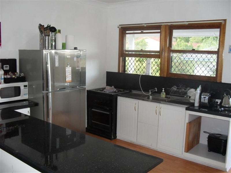 27A Gotha Street, Camp Hill QLD 4152