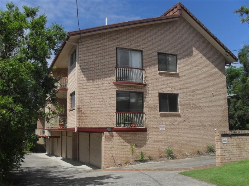 2/29 Derby Street, Coorparoo QLD 4151