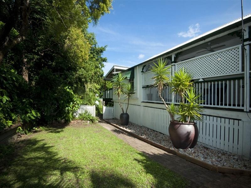 4 Didsbury Street, East Brisbane QLD 4169