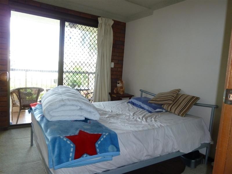 2/3 Curd Street, Greenslopes QLD 4120