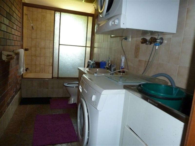 2/3 Curd Street, Greenslopes QLD 4120