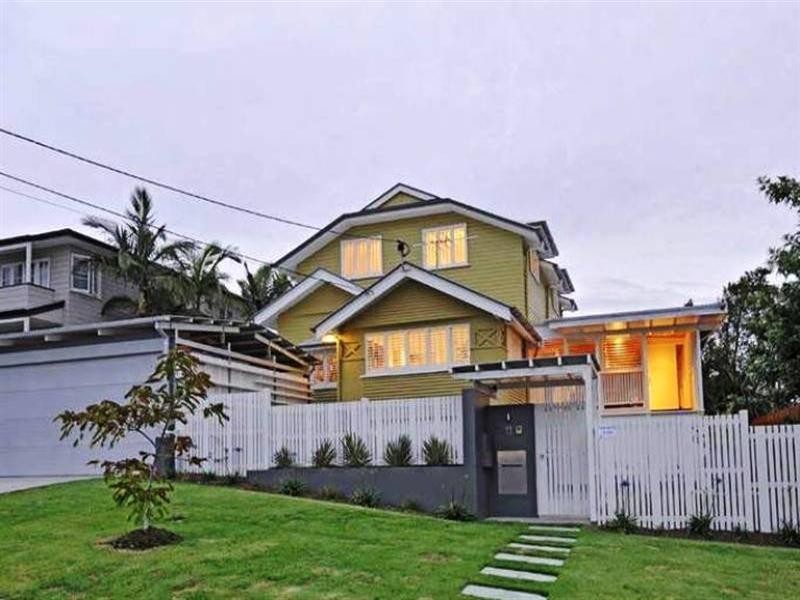 11 Illidge Street, Coorparoo QLD 4151