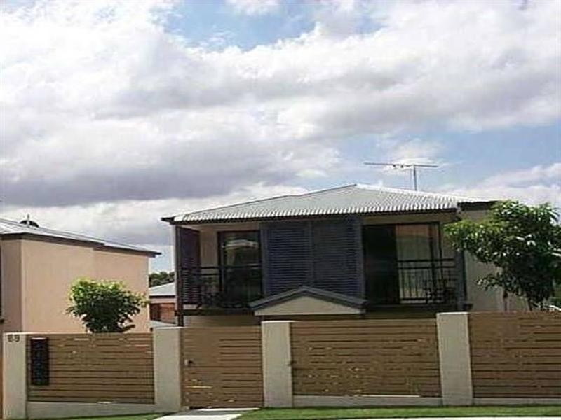 1/69 Erneton Street, Newmarket QLD 4051