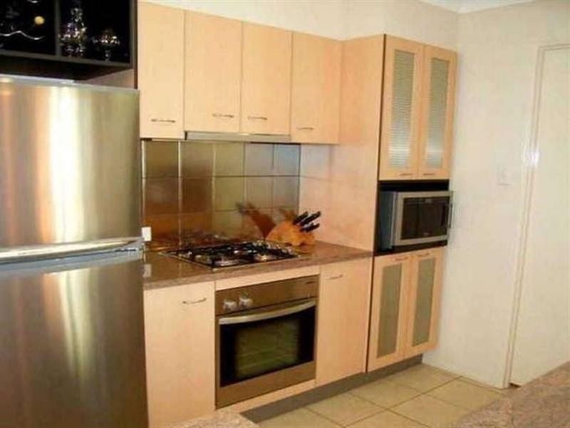 1/69 Erneton Street, Newmarket QLD 4051