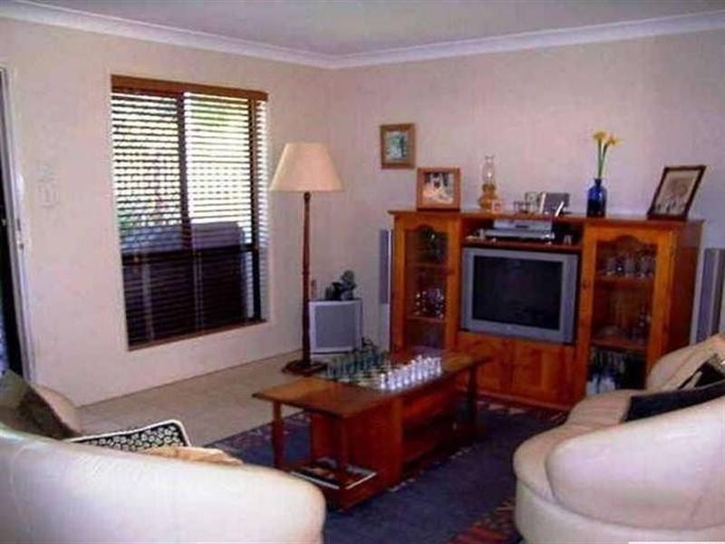 1/69 Erneton Street, Newmarket QLD 4051