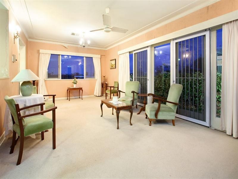 50 Lade Street, Coorparoo QLD 4151