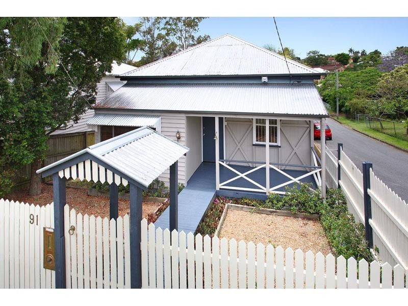 91 Pembroke Road, Coorparoo QLD 4151