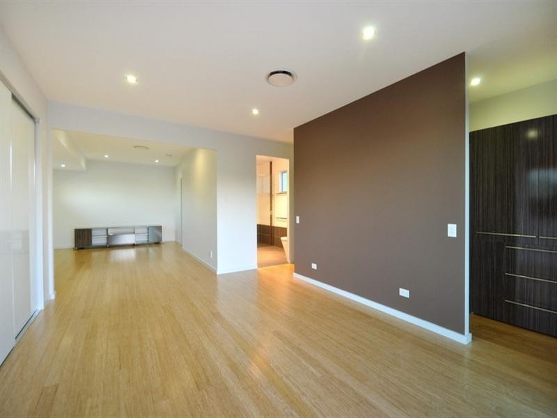 75 Lade Street, Coorparoo QLD 4151