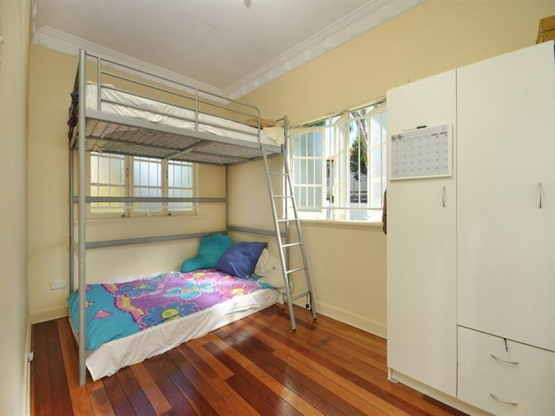 46 Bovelles Street, Camp Hill QLD 4152