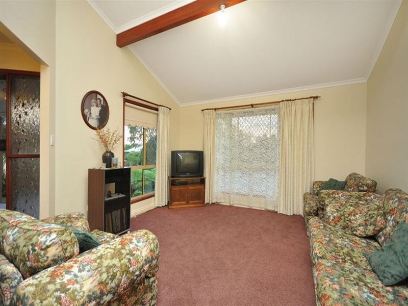 39 Balmerino Drive, Carina QLD 4152