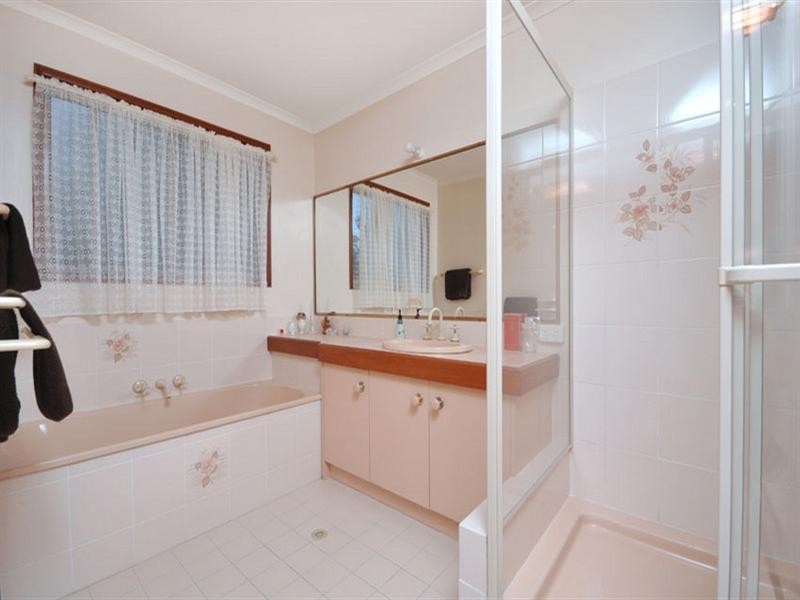 39 Balmerino Drive, Carina QLD 4152