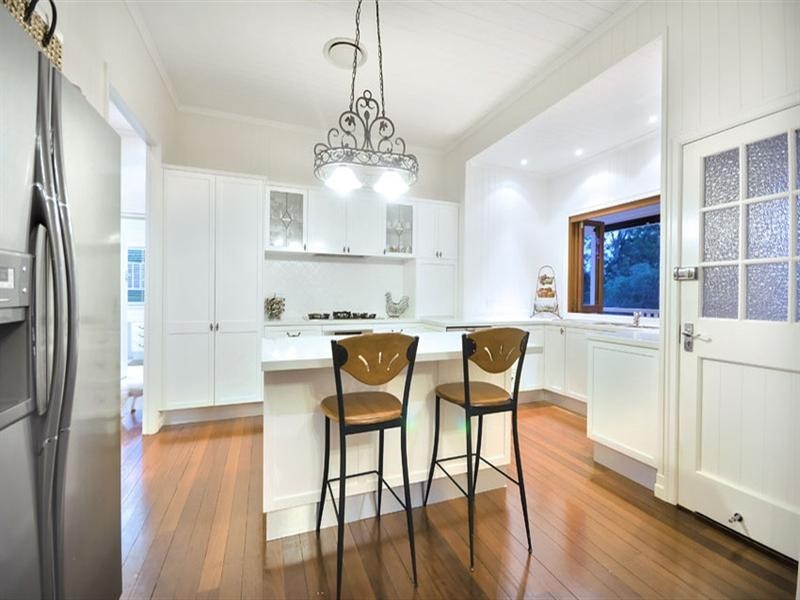 17 Shaftesbury Street, Tarragindi QLD 4121