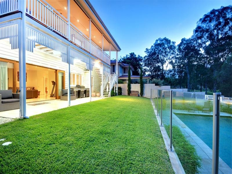 17 Shaftesbury Street, Tarragindi QLD 4121