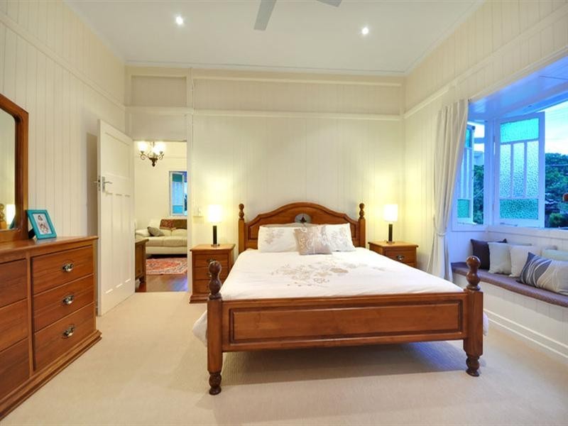 17 Shaftesbury Street, Tarragindi QLD 4121