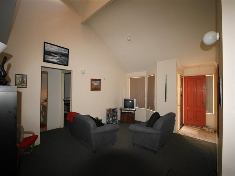 1/7 Titania Street, Morningside QLD 4170