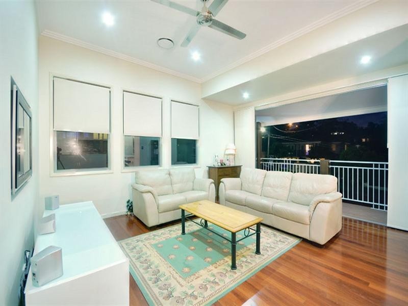 28 Marian Street, Coorparoo QLD 4151