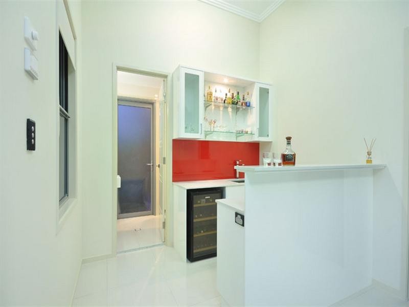 28 Marian Street, Coorparoo QLD 4151