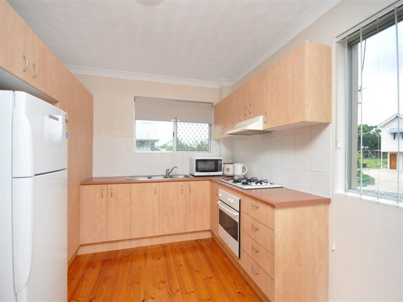 1/42 Fifth Avenue, Coorparoo QLD 4151