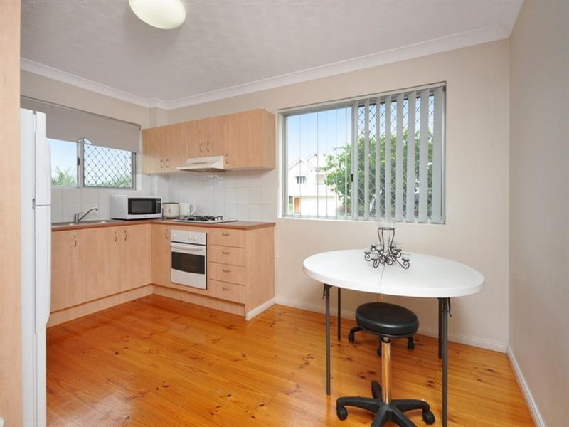 1/42 Fifth Avenue, Coorparoo QLD 4151