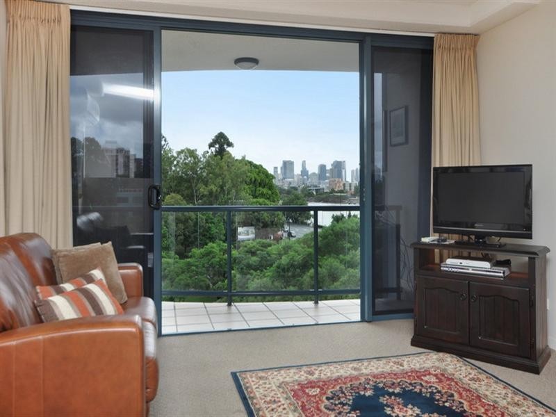 610/21 Patrick Lane, Toowong QLD 4066