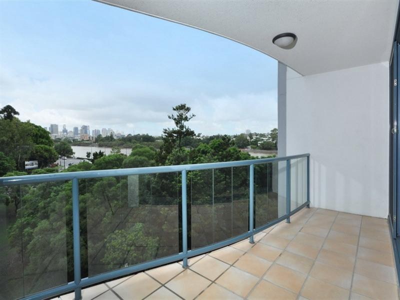 610/21 Patrick Lane, Toowong QLD 4066