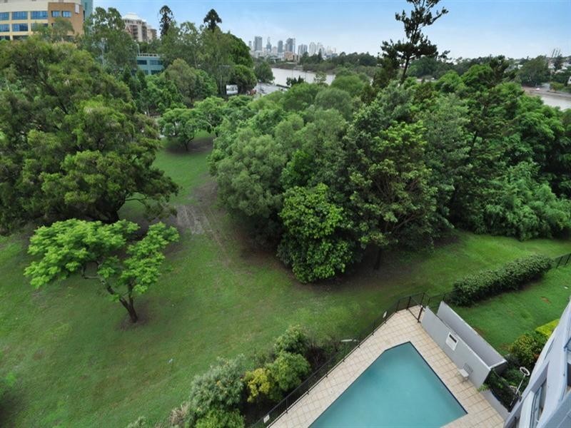 610/21 Patrick Lane, Toowong QLD 4066