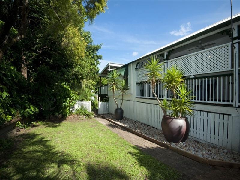 4 Didsbury Street, East Brisbane QLD 4169